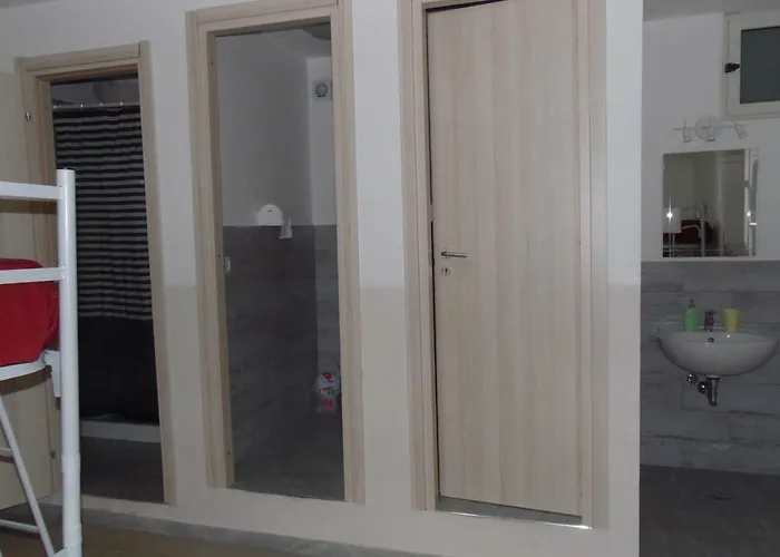 Agora Deluxe Hostel *